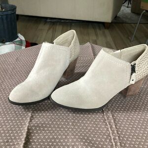 Cream Ankle Boots & Booties